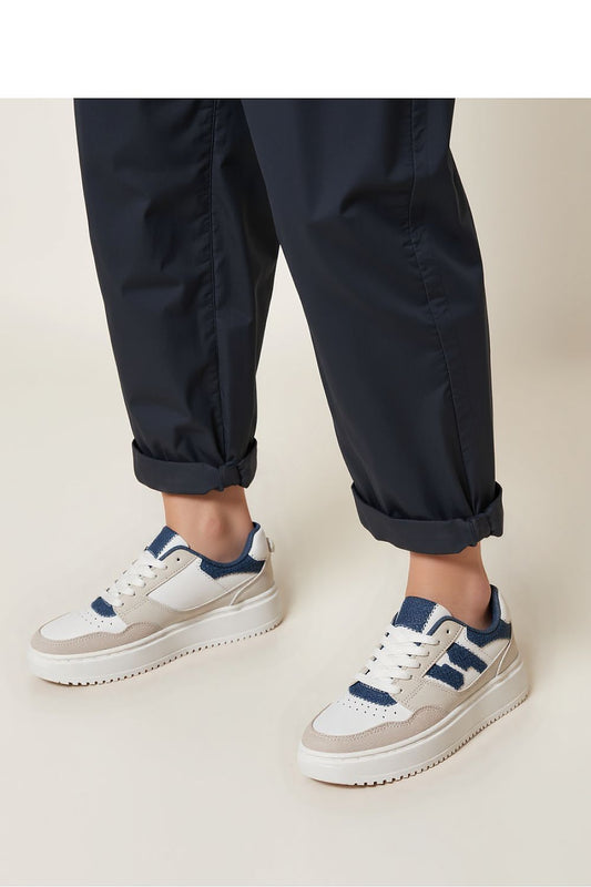 Sport Shoes model 210277 Inello