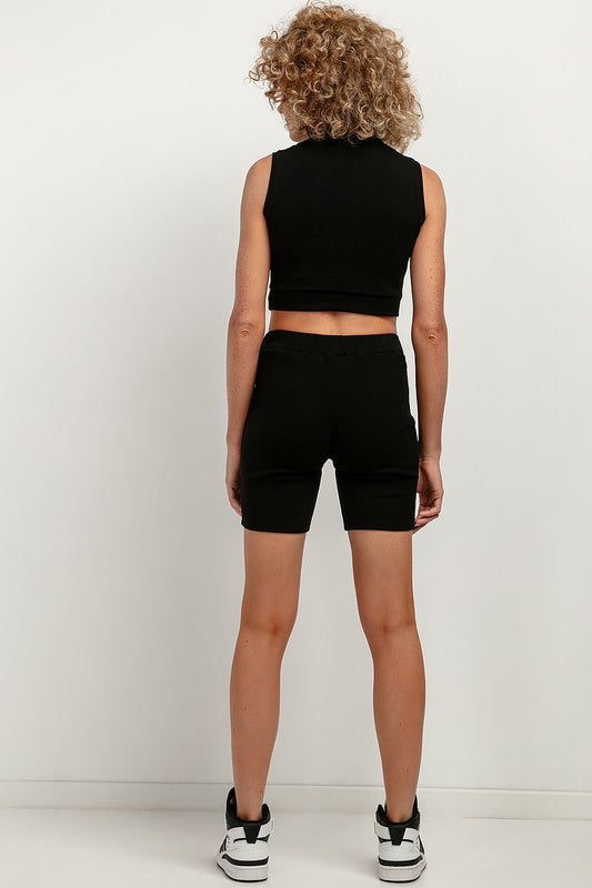 Shorts model 183150 Tessita