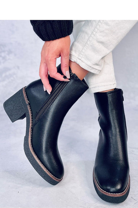  Heel boots model 187386 Inello 