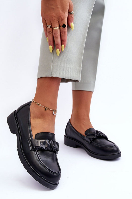  Low Shoes model 190181 Step in style 