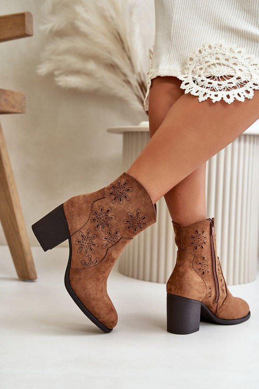  Heel boots model 199068 Step in style 
