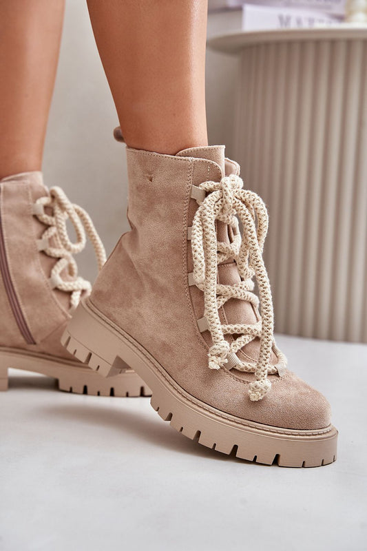  Boots model 202160 Step in style 