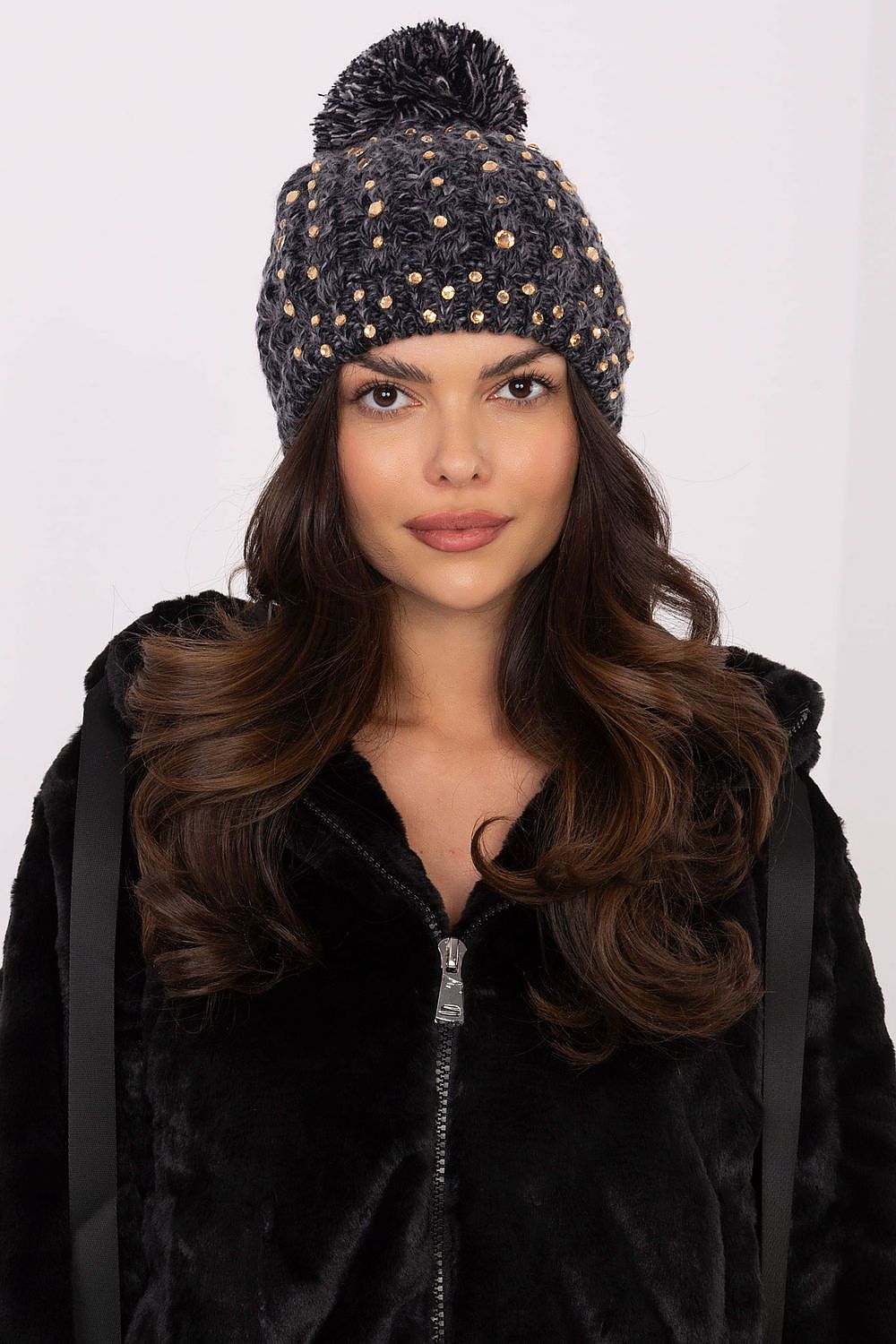  Cap model 203843 AT 