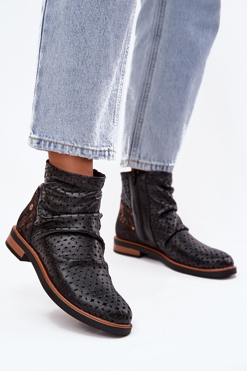  Boots model 220499 Step in style 