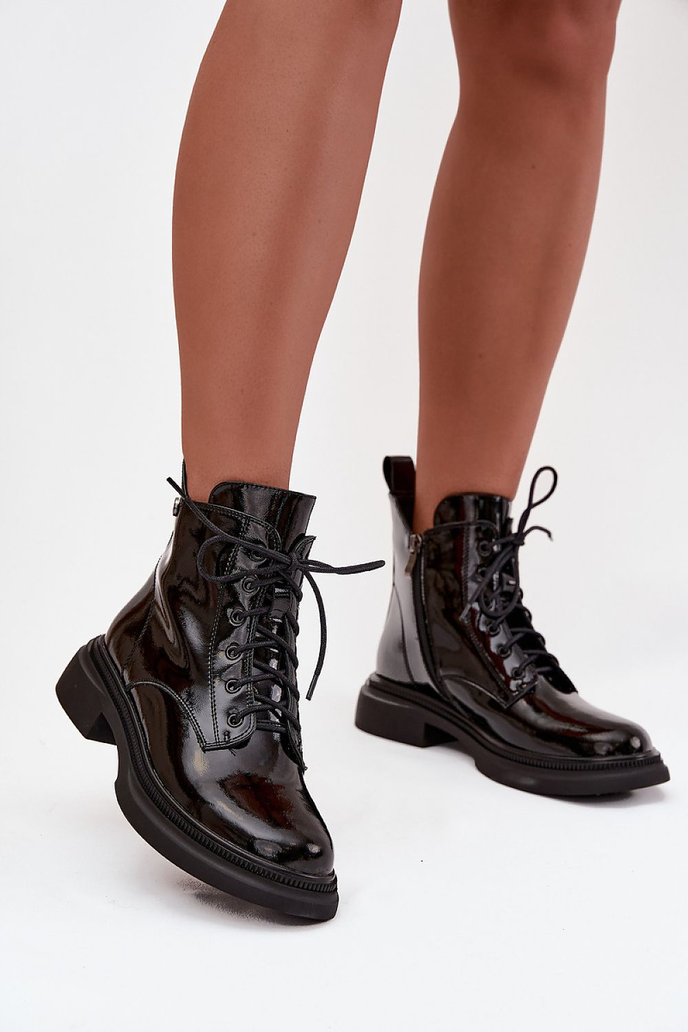  Boots model 220700 Step in style 