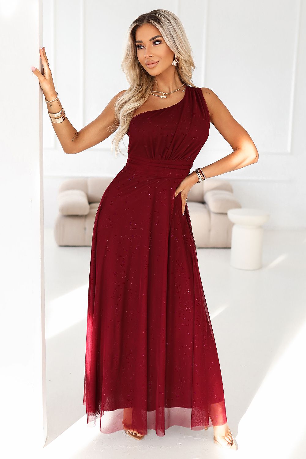  Long dress model 222140 Numoco 