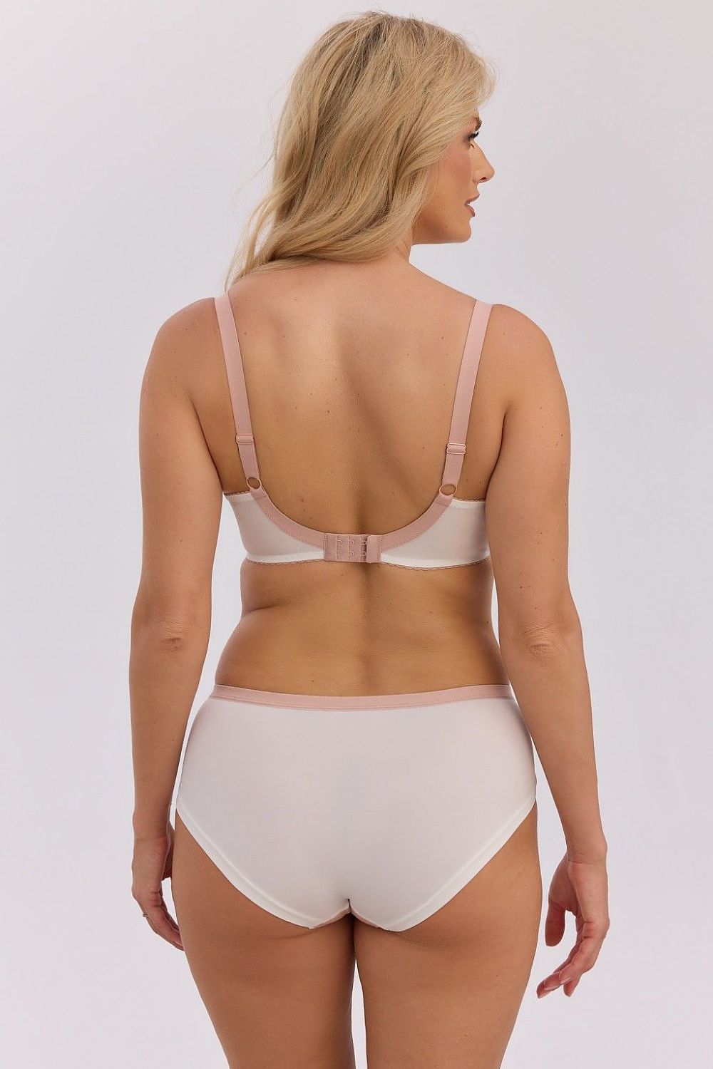  Semi-soft model 228492 Gaia 