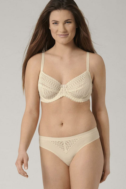  Brazilian style panties model 229412 Triumph 