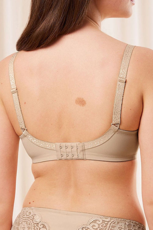  Padded bra model 229501 Triumph 