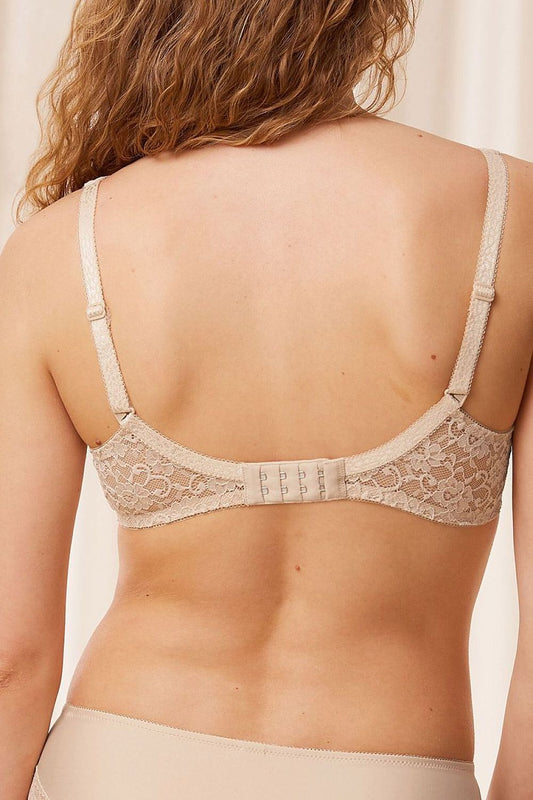  Padded bra model 229876 Triumph 