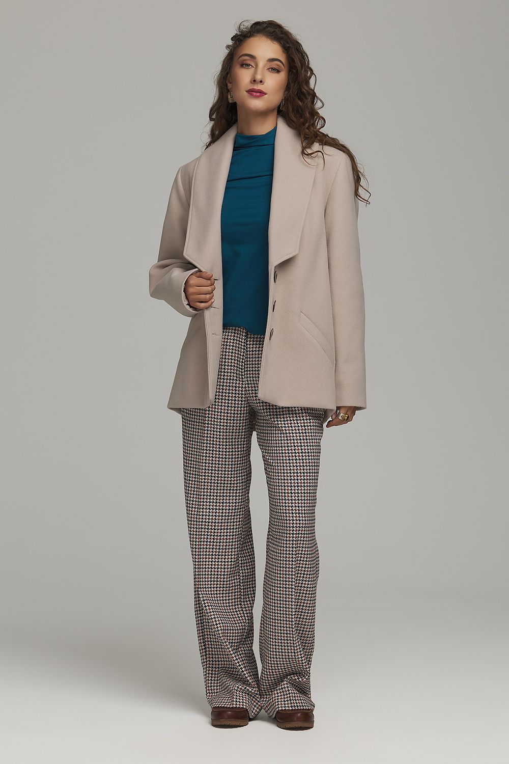 Coat model 231660 Nife 