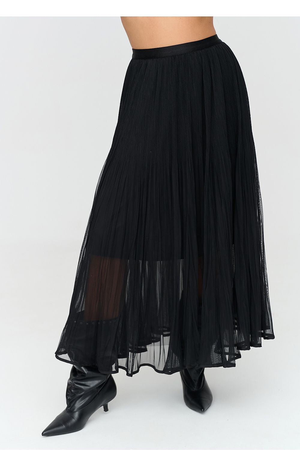  Long skirt model 231999 Makadamia 
